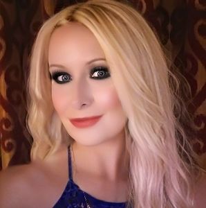 Meet your Posher, Catherine